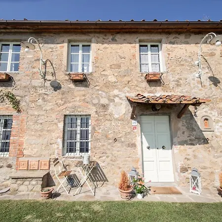 Iris With Swimming Pool Villa *